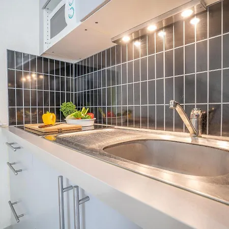 Jamaic By Interhome Apartament La Grande-Motte