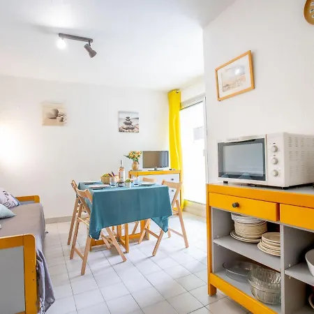 Jamaic By Interhome
